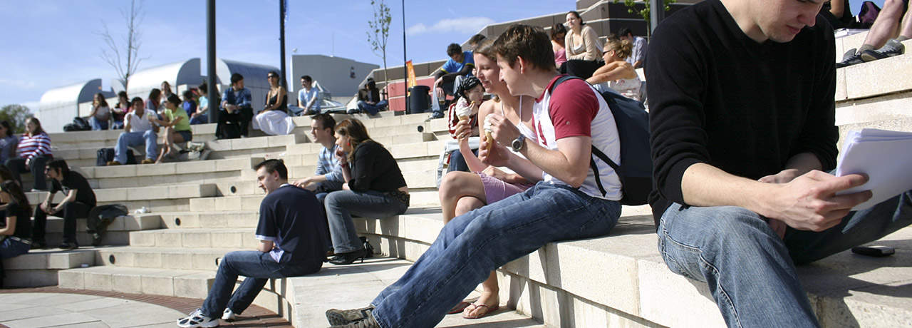 University of Warwick PAIS Departmental Scholarship for Masters Programme in UK, 2017