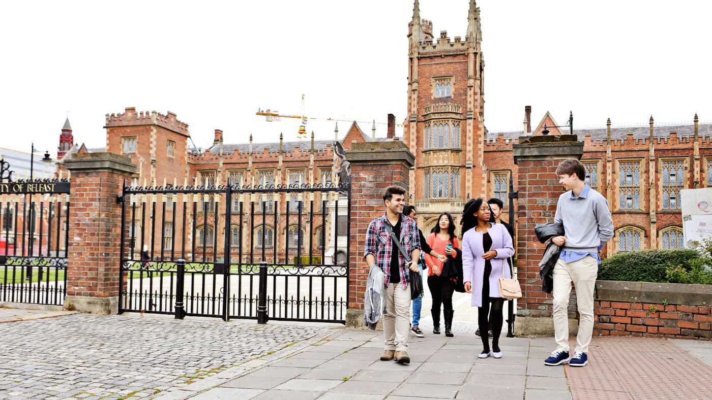 Queen’s University Belfast Scholarships for International Students in UK, 2017