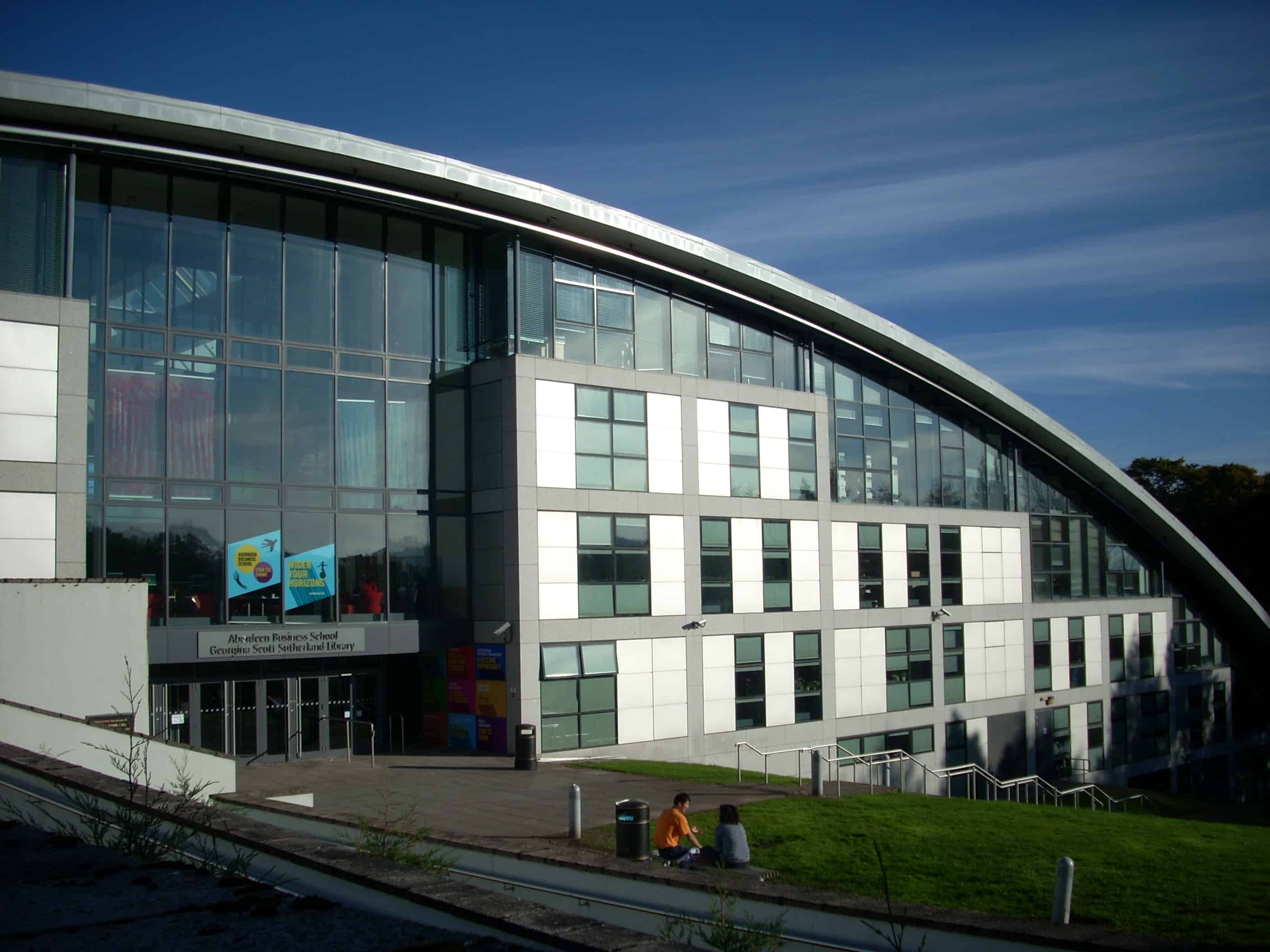 RGU School of Pharmacy and Life Sciences International Bursaries in UK, 2018