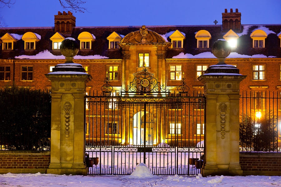 MBA, EMBA and MFin Scholarships at University of Cambridge in UK, 2018