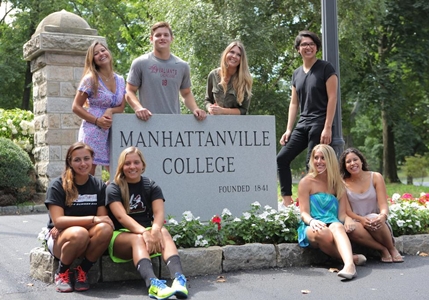 Manhattanville College Freshman Merit Dean's Award, USA 2022-23